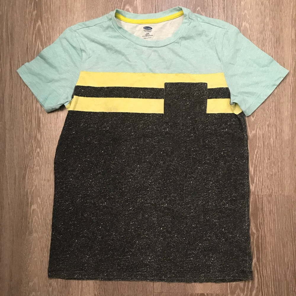Old Navy Short Sleeve T-Shirt with Chest Pocket Youth Boy’s Size Large (10/12)